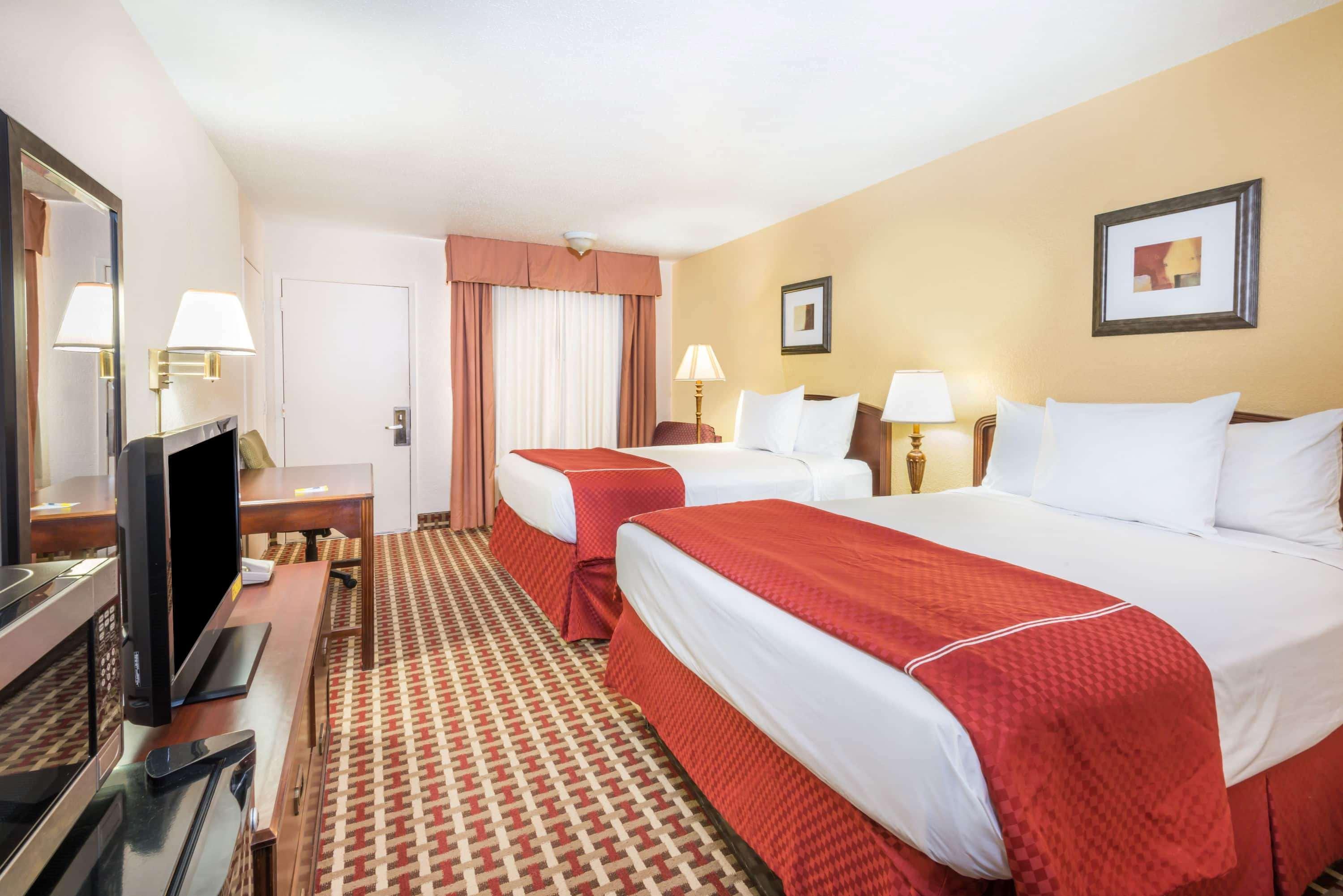 Days Inn By Wyndham Ottawa Dış mekan fotoğraf